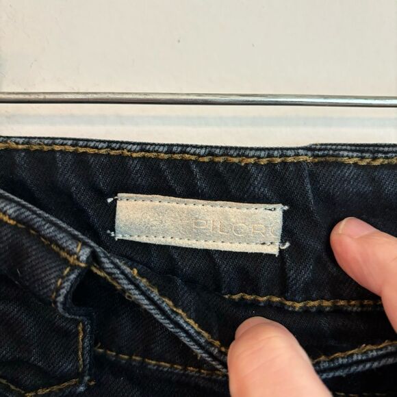 Pilcro Anthropologie Women boho cropped embroidered flower front pocket jeans 30 - Picture 10 of 11